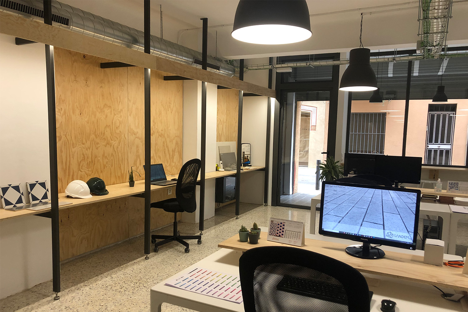 Coworking con conexión a internet de alta velocidad